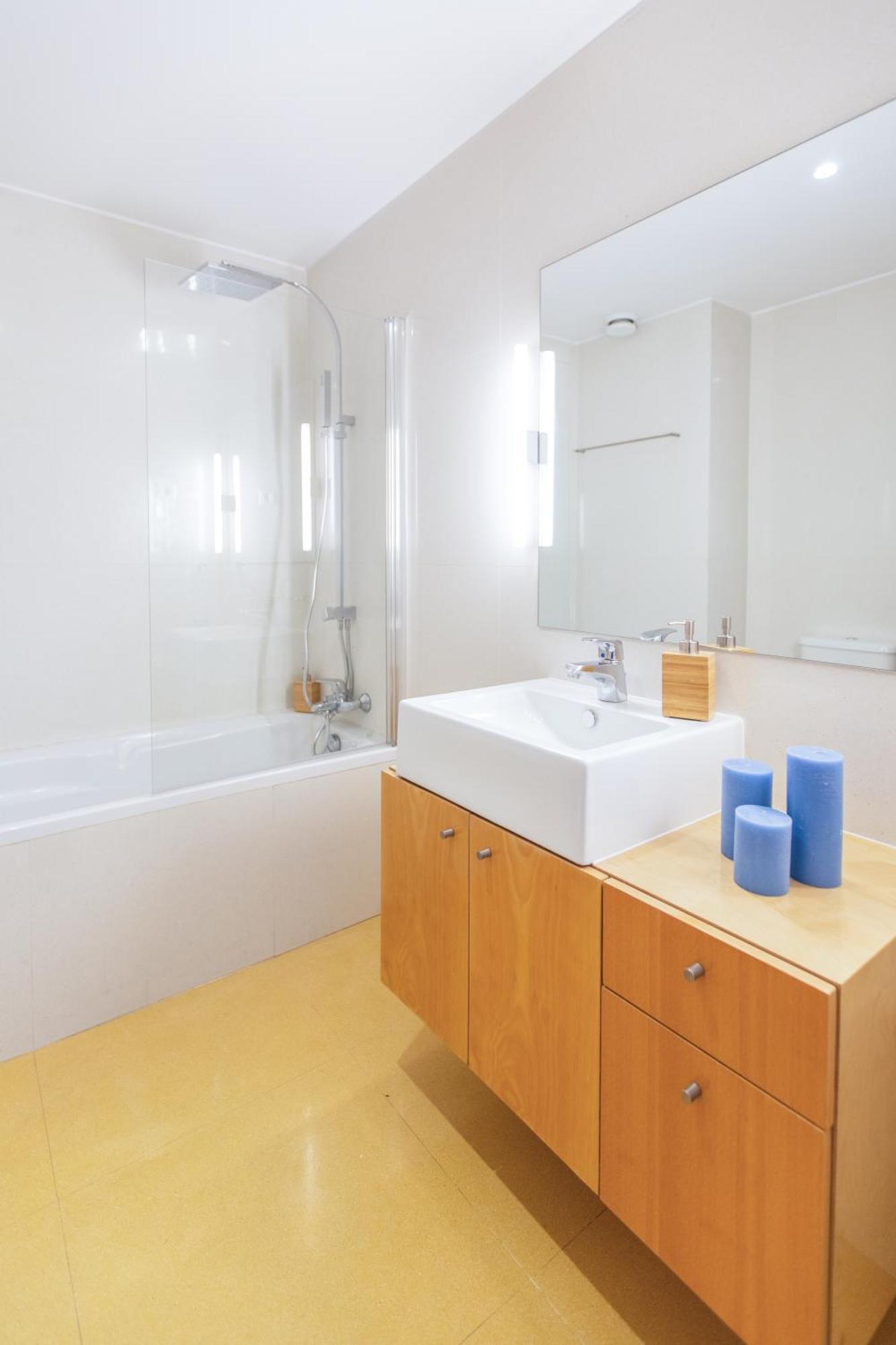Cm Antas Studios Порту Номер фото